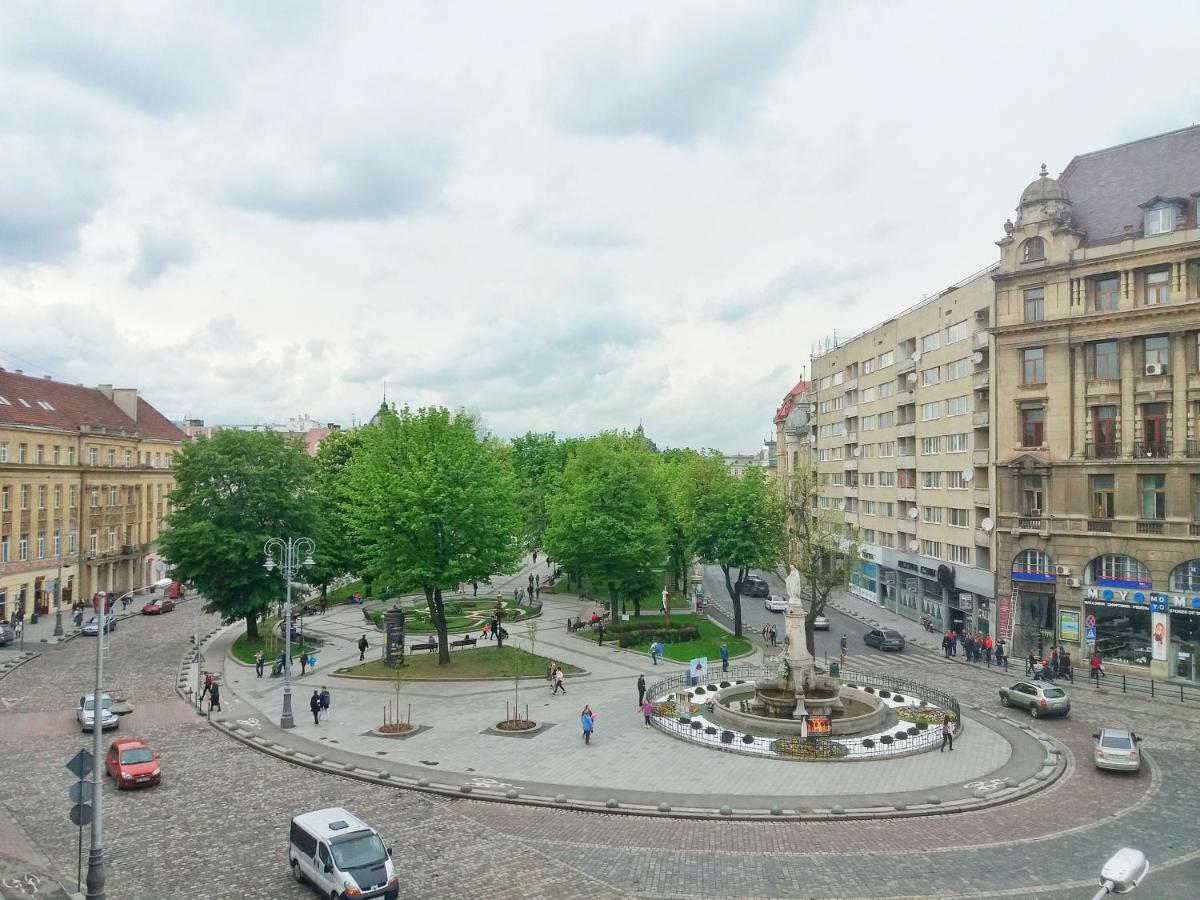 Квартира В Центрі Львова Вулиця Міцкевича 5, Простора З Гарним Видом На Місто Kültér fotó